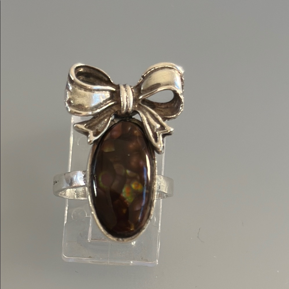 925 Sterling Silver Bow Ring With Brown Gemstone